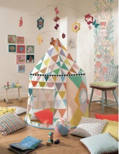 Cache-cache - Cabane Multicolore